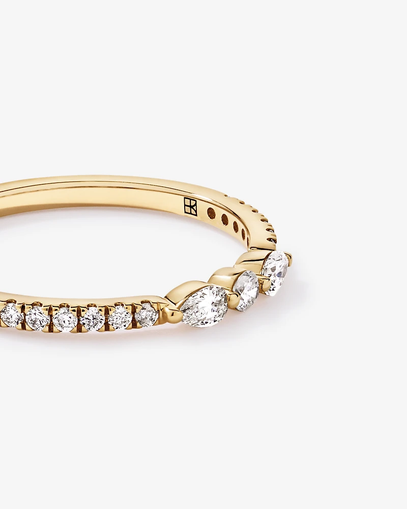 0.23TW Pear and Round Brilliant Diamond Wedding Ring 14kt Yellow Gold