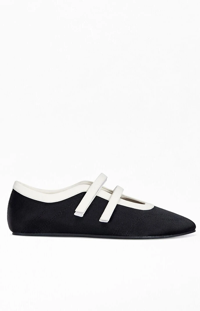 AZALEA WANG Women's Randilyn Black Ballet Sneakers