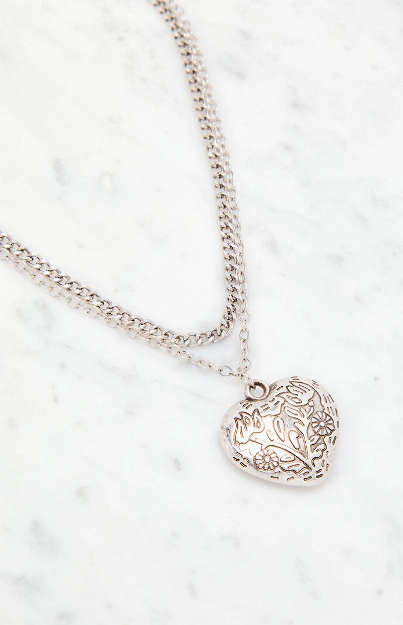 LA Hearts Etched Heart Layered Necklace