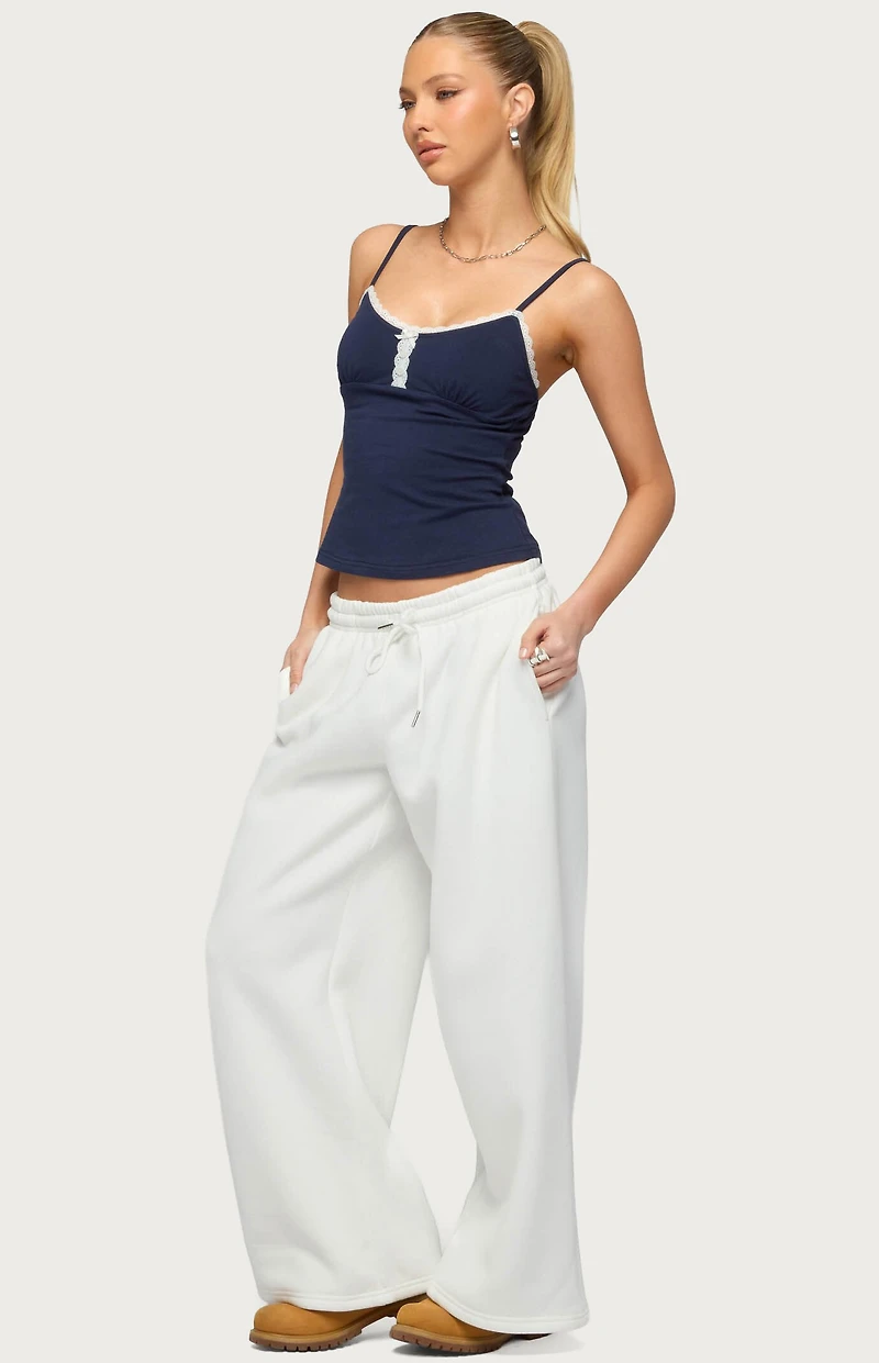 Edikted Petite Kamari Low Rise Wide Sweatpants