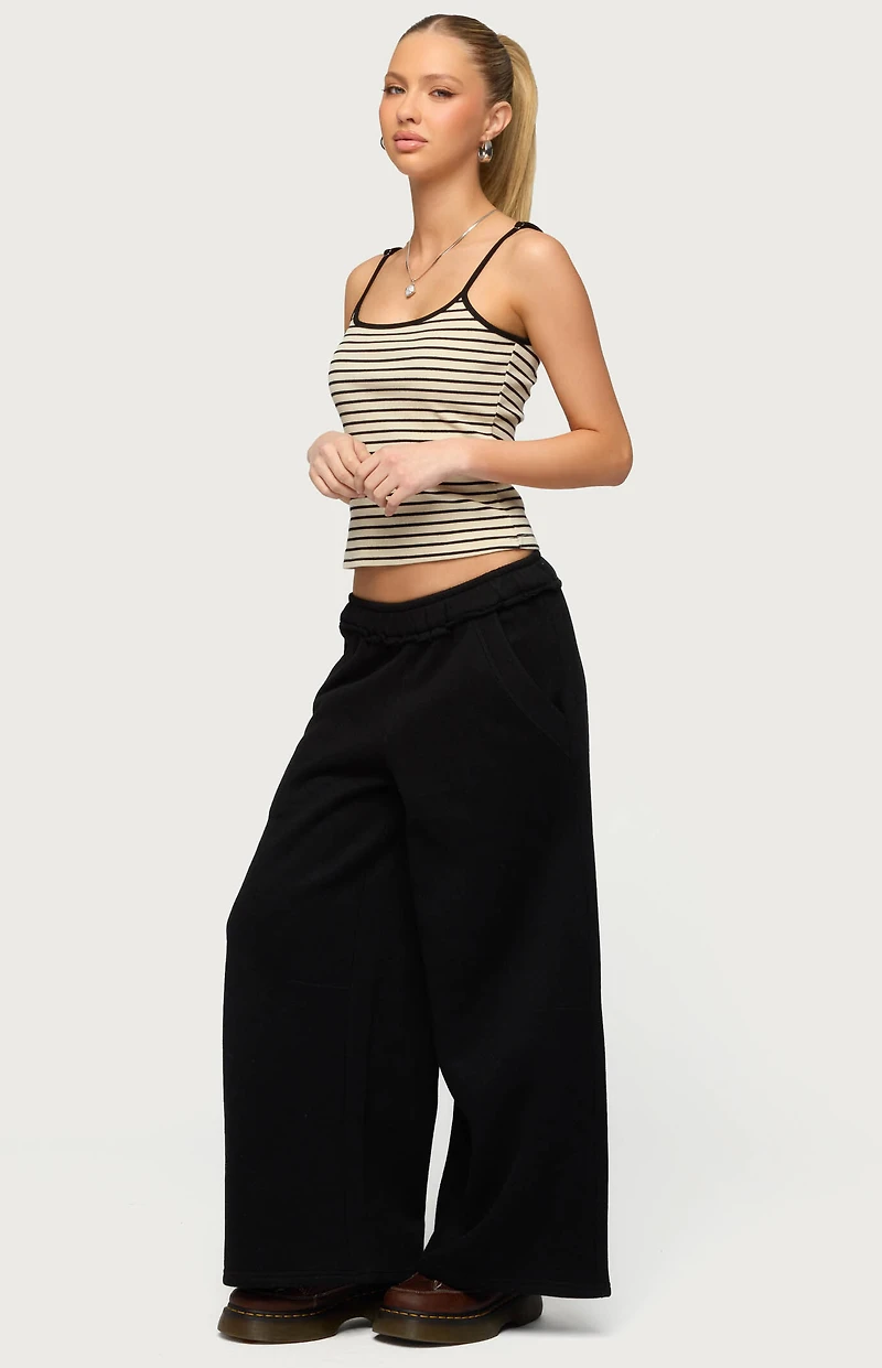 Edikted Petite Kori Oversized Sweatpants
