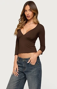 Edikted Cassisy Quarter Sleeve Wide V Neck Top