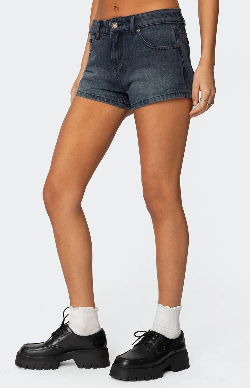 Edikted Siobhan Mid Rise Denim Shorts