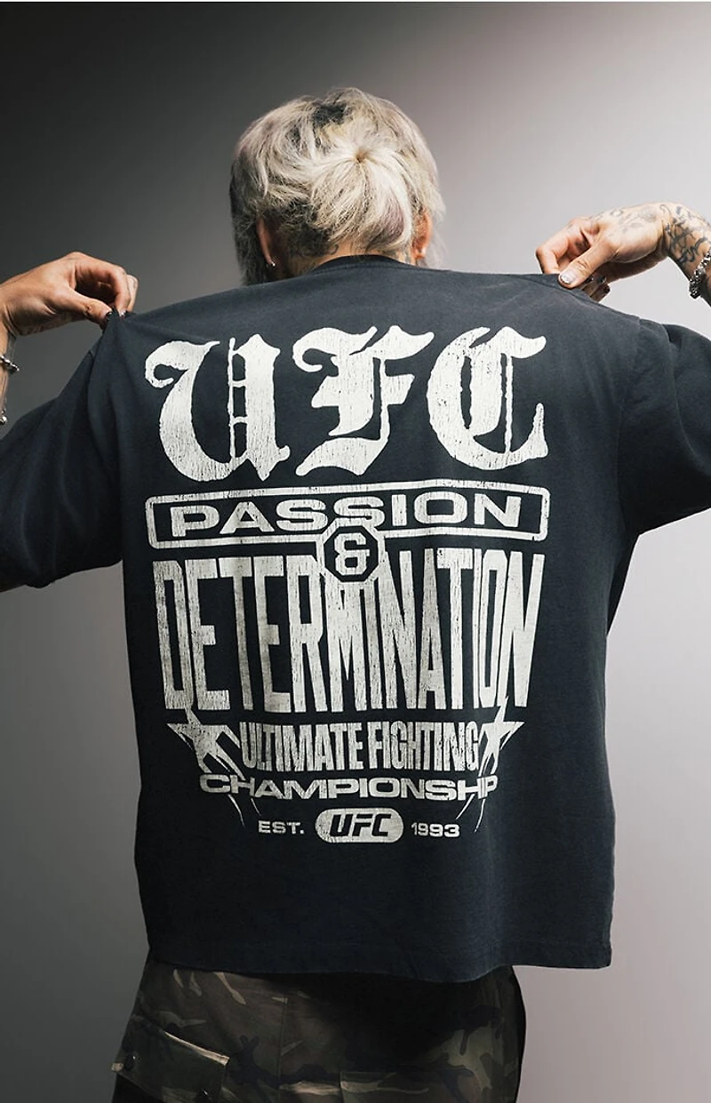 UFC Passion & Determination Oversized T-Shirt