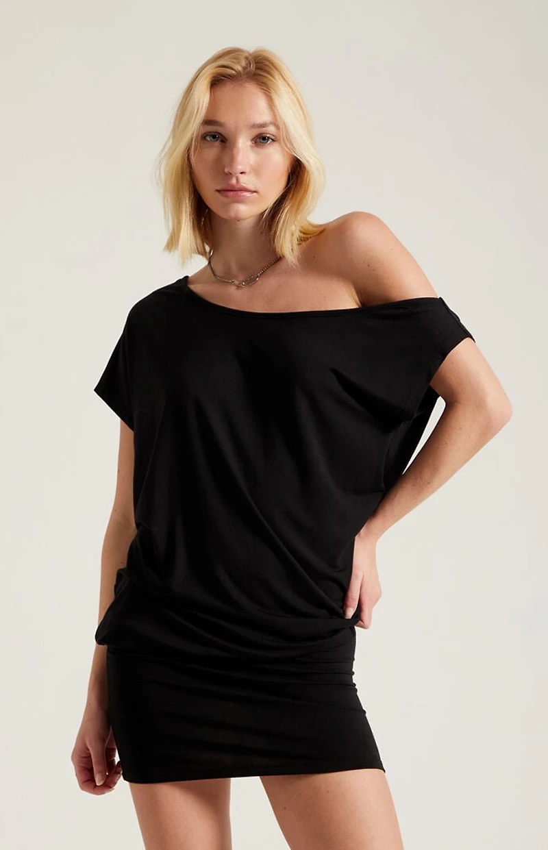 Third Charm Lexi Short Sleeve Off-The-Shoulder Mini Dress