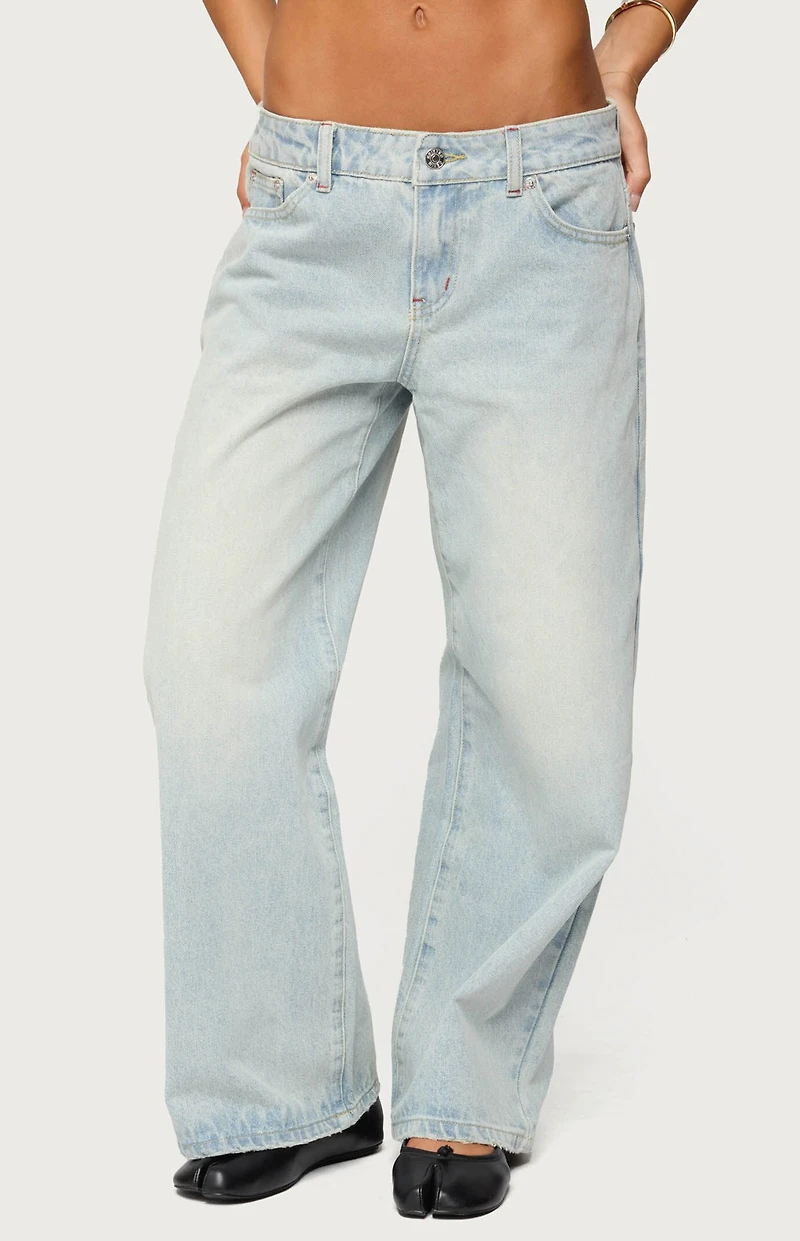 Edikted Petite Ace Relaxed Jeans