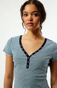 Your Favorite Poppy V-Neck Button T-Shirt