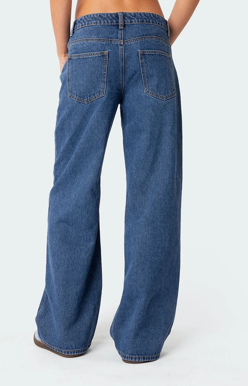 Edikted Raelynn Washed Low Rise Jeans