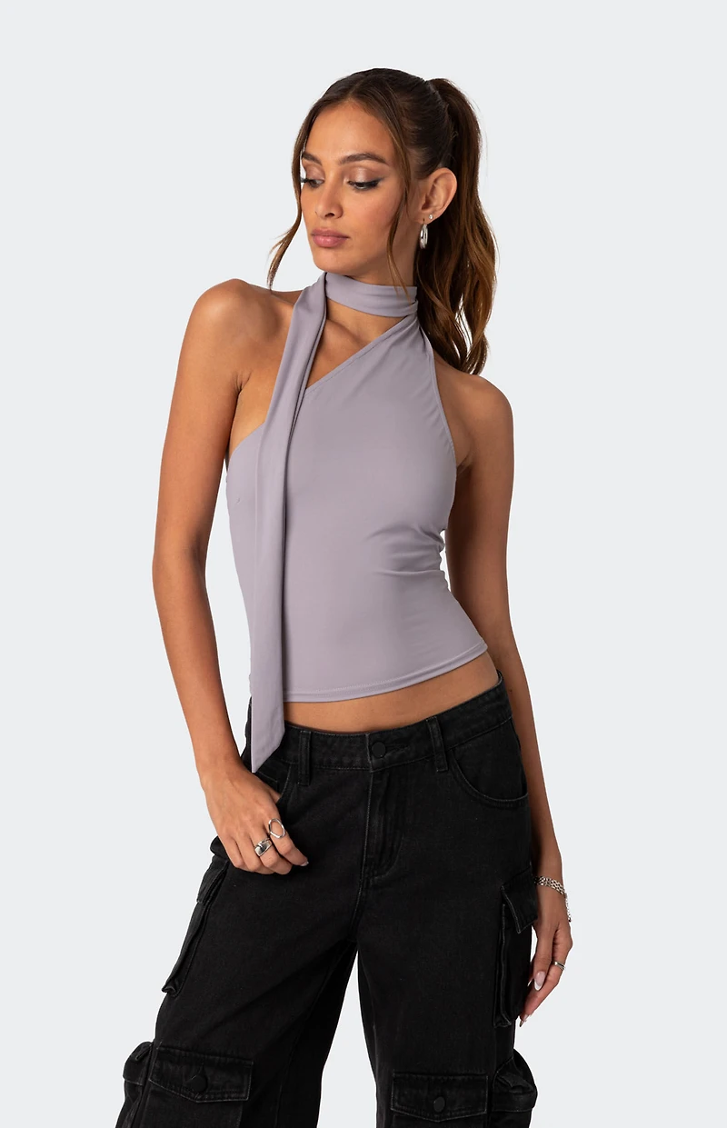 Edikted Melony Asymmetric Scarf Top