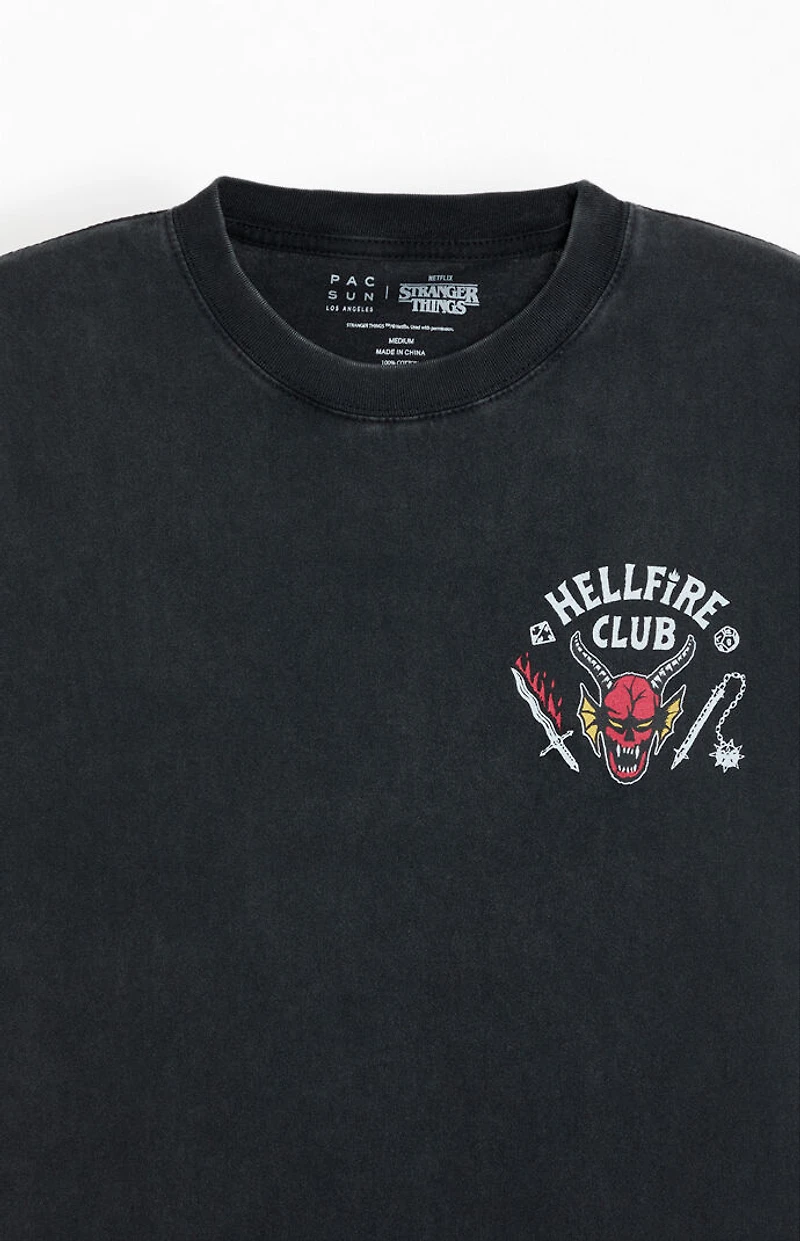Netflix x Stranger Things Hellfire Club Cropped T-Shirt