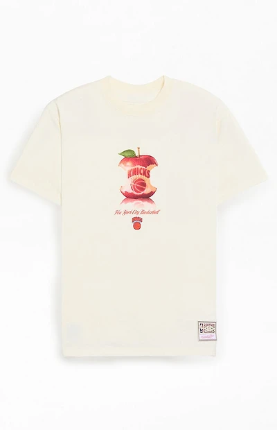 Mitchell & Ness Knicks Concrete Apple T-Shirt