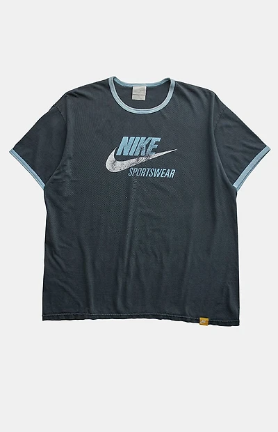 PS VINTAGE 2000s Nike Sportswear T-Shirt
