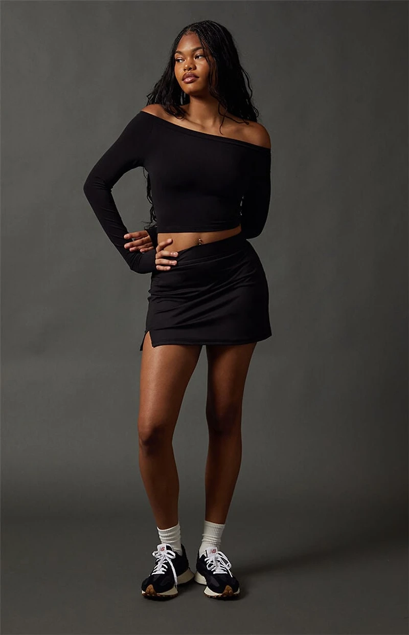 PAC 1980 Active Suki Off-The-Shoulder Long Sleeve Top