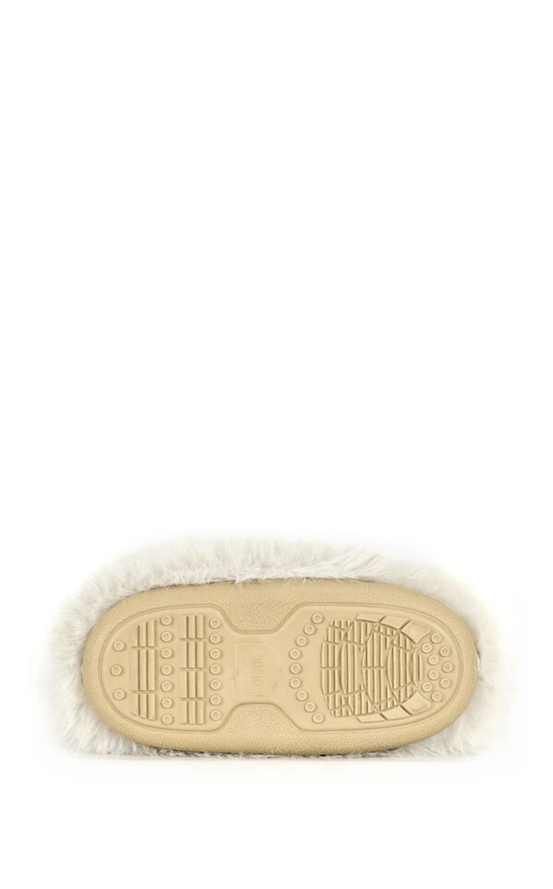 AZALEA WANG Women's Dipa Ivory Faux Fur Booties