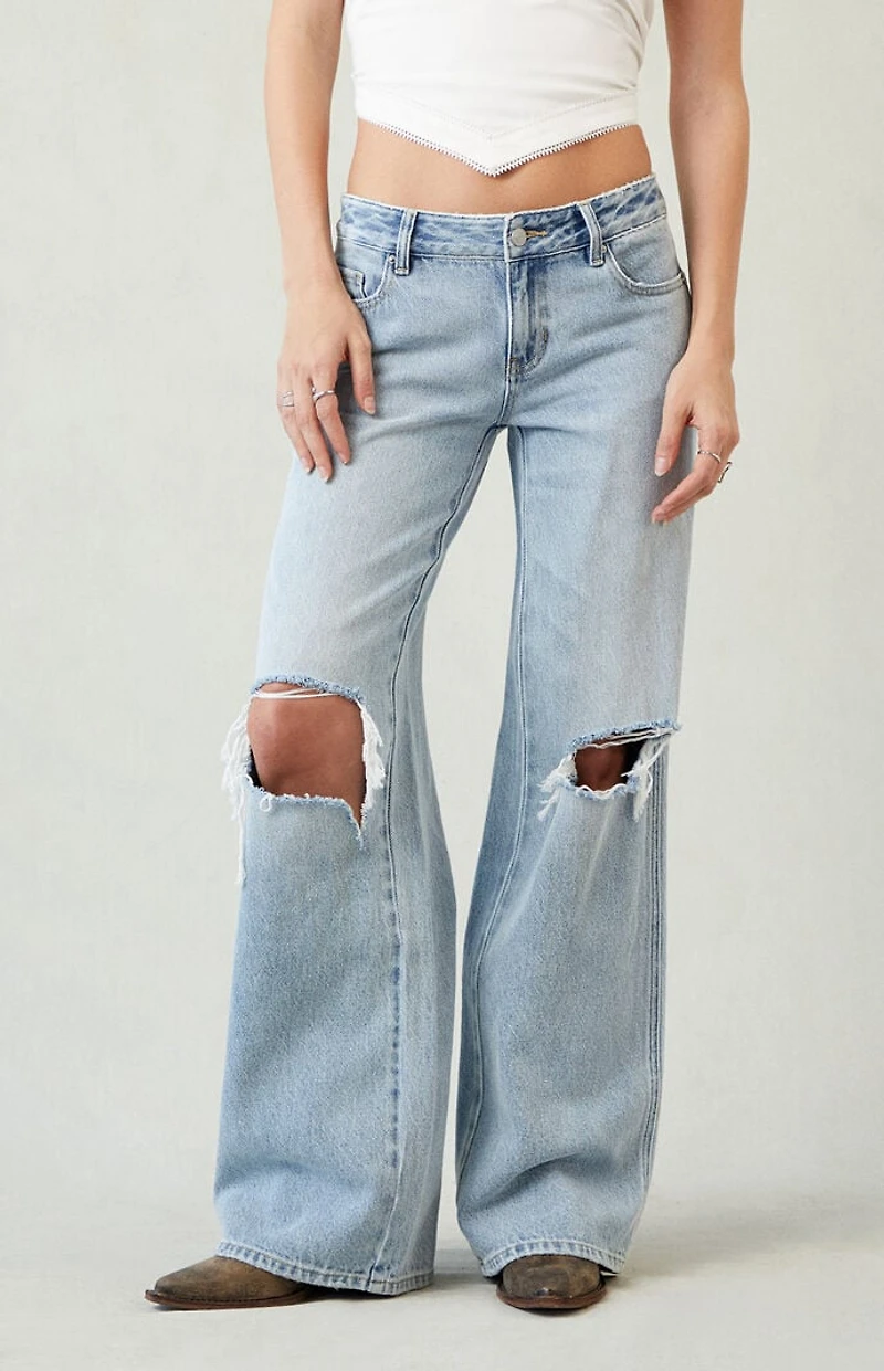 Pacsun Casey Low Rise Baggy Jeans Ripped Knee Light Indigo