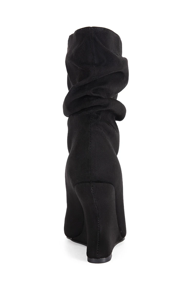 AZALEA WANG Women's Marin Black Faux Suede Curved Wedge Booties