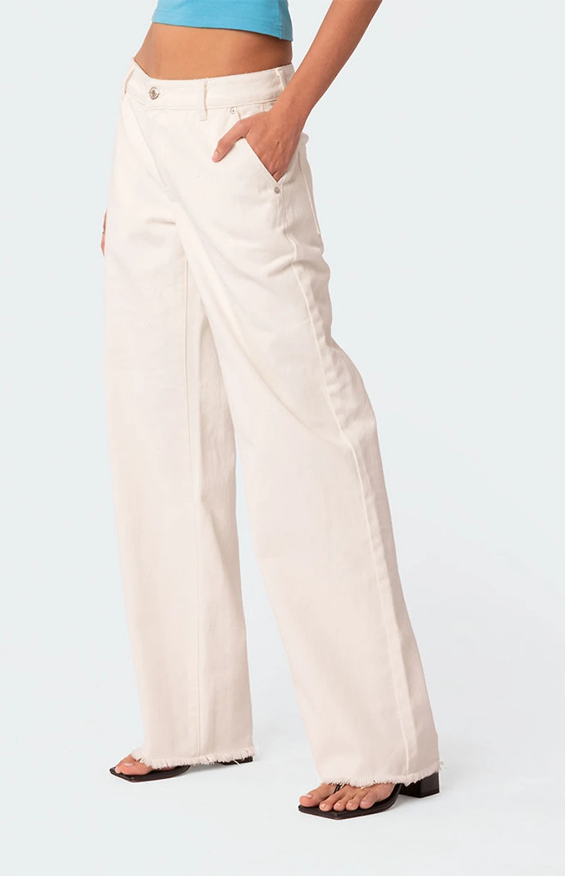 Edikted Dahlia Low Rise Straight Leg Jeans