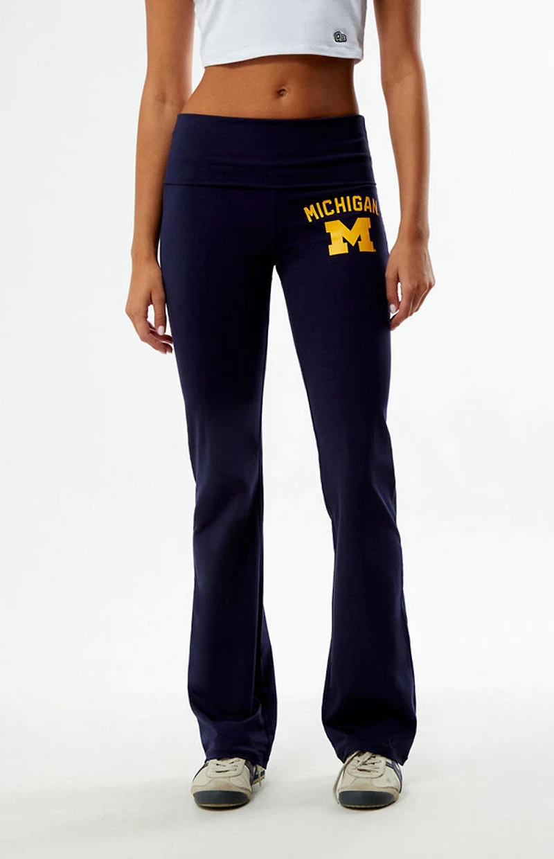 HYPE & VICE Michigan Wolverines Fold-Over Yoga Pants