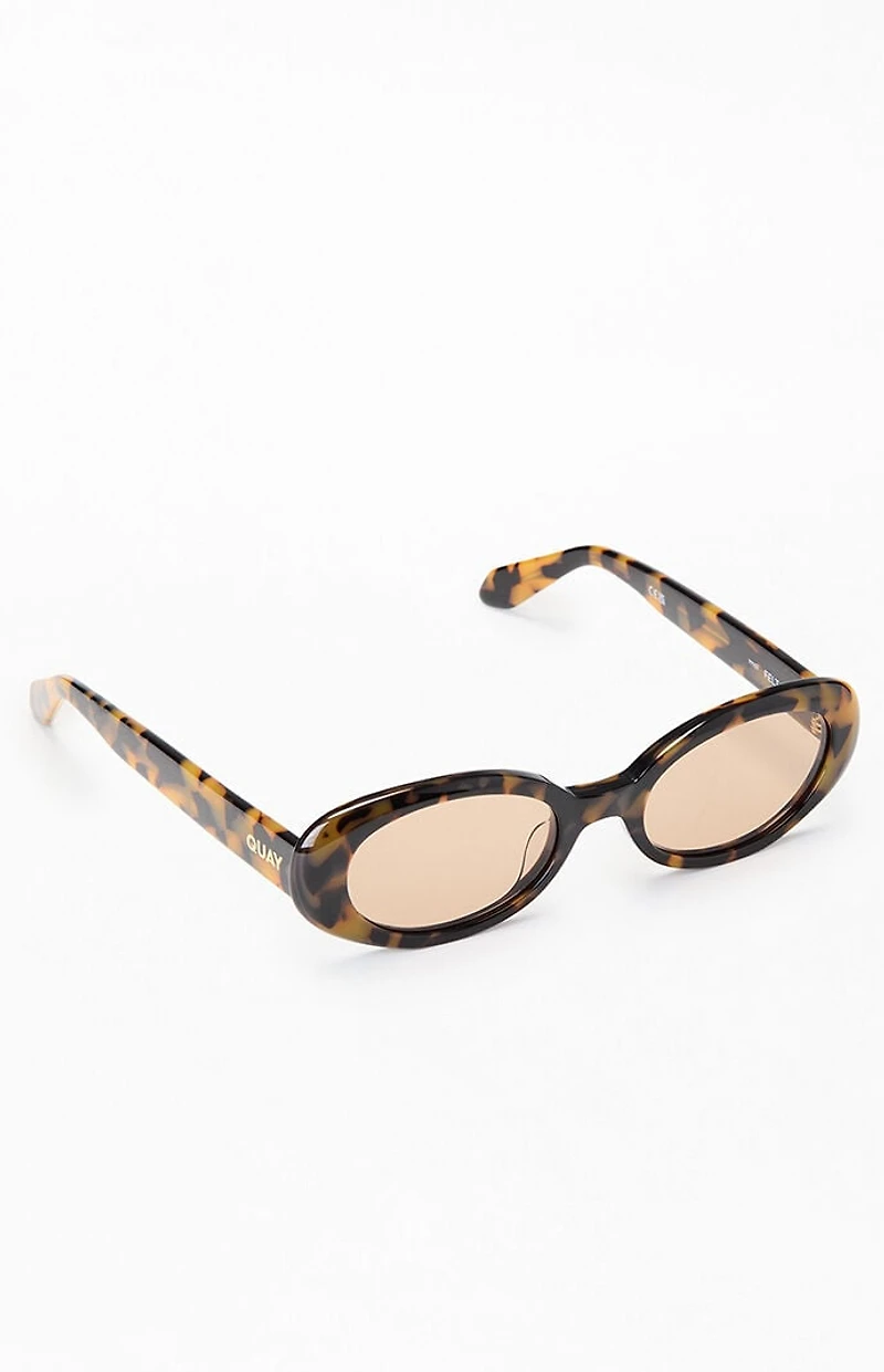 Quay Felt Cute Oval Sunglasses
