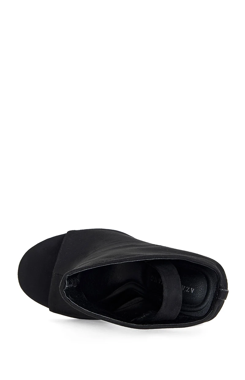 AZALEA WANG Women's Novis Black Peep Toe Wedge Sandals