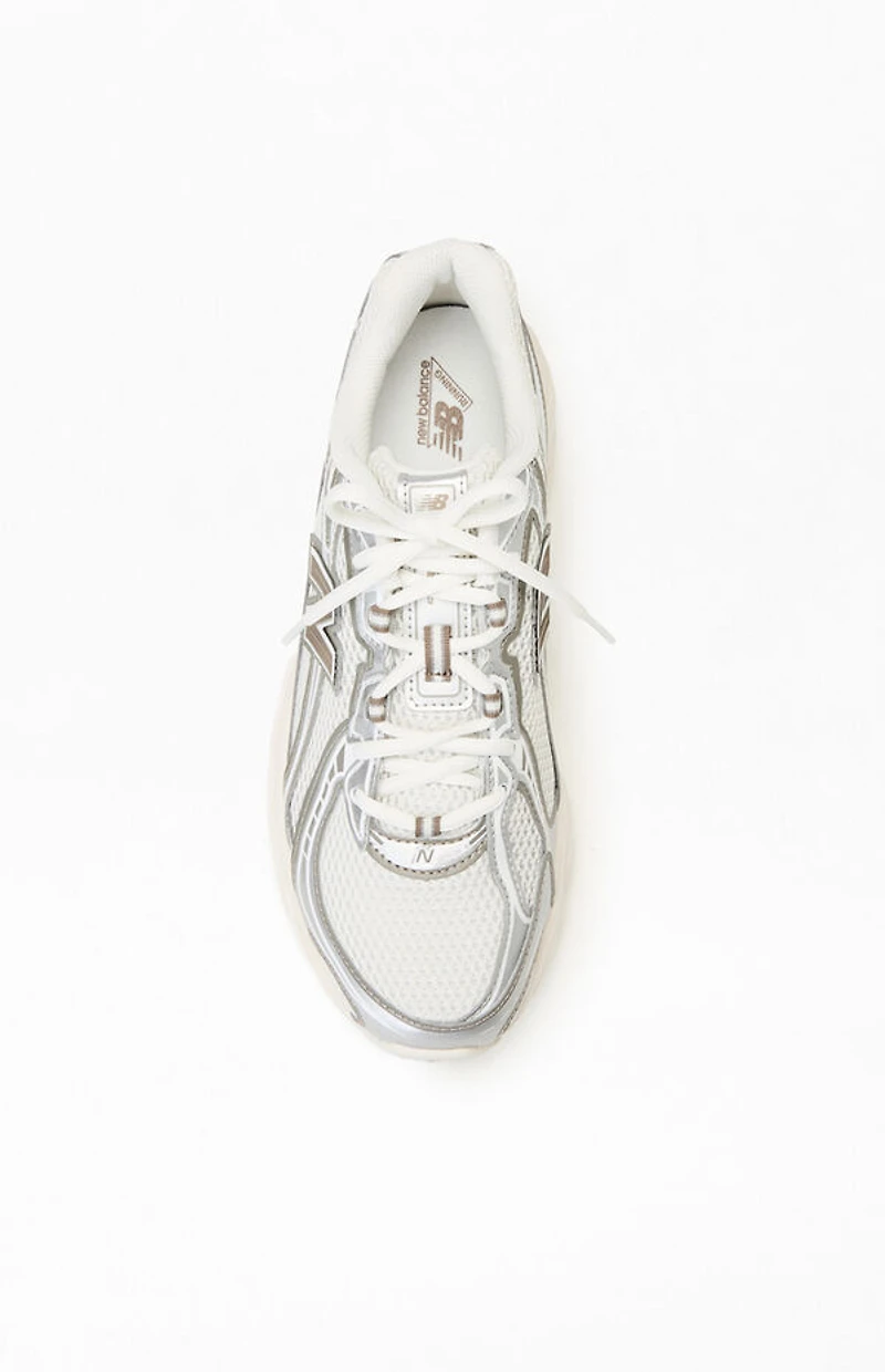 New Balance Cream 740 Sneakers