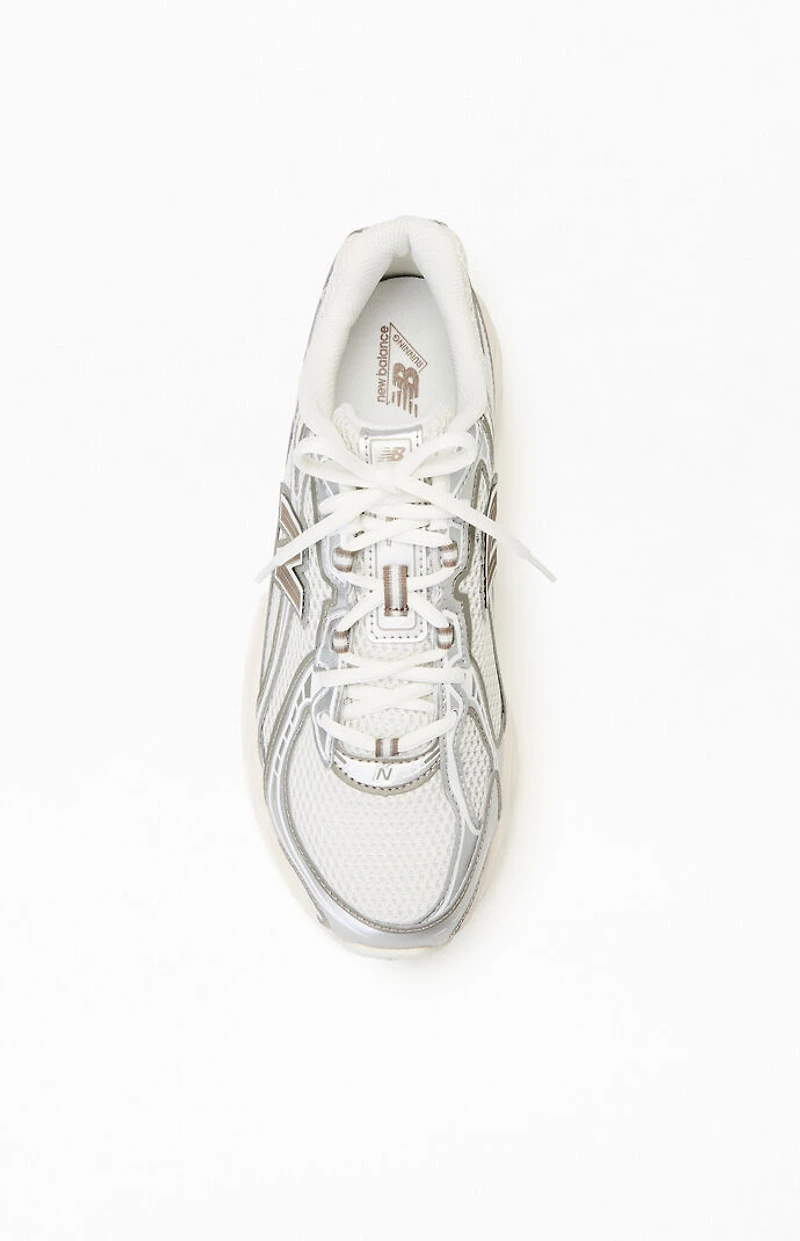 New Balance Cream 740 Sneakers
