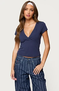 Edikted Merinda V Neck T-Shirt