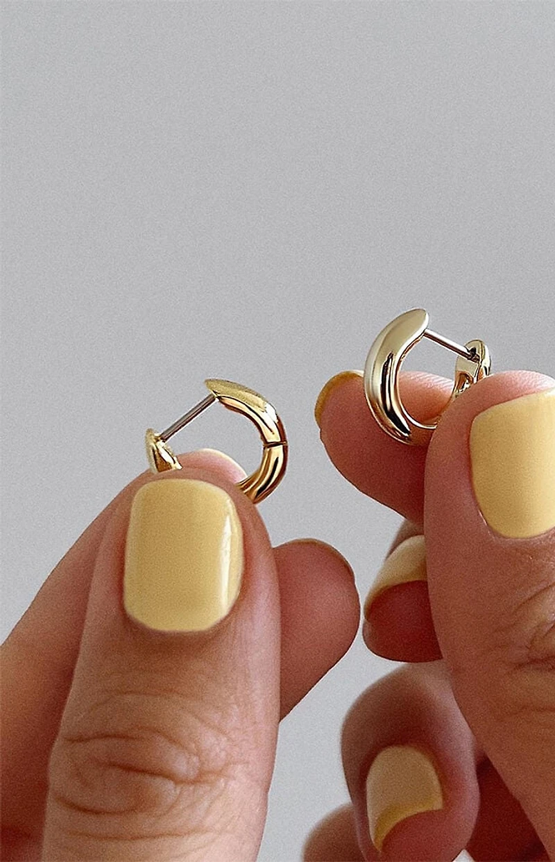 Ana Luisa Giulia Bold Huggie Hoop Earrings