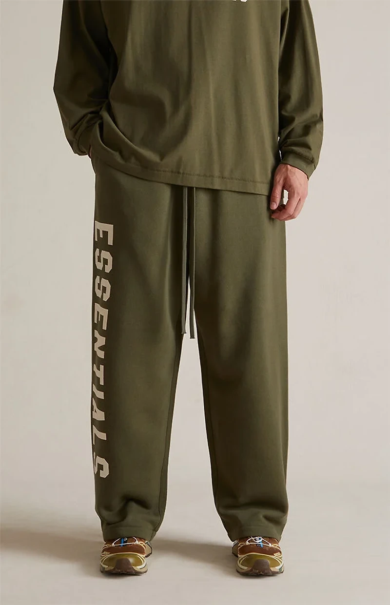 Fear of God ESSENTIALS Military Fleece Relaxed Sweatpants