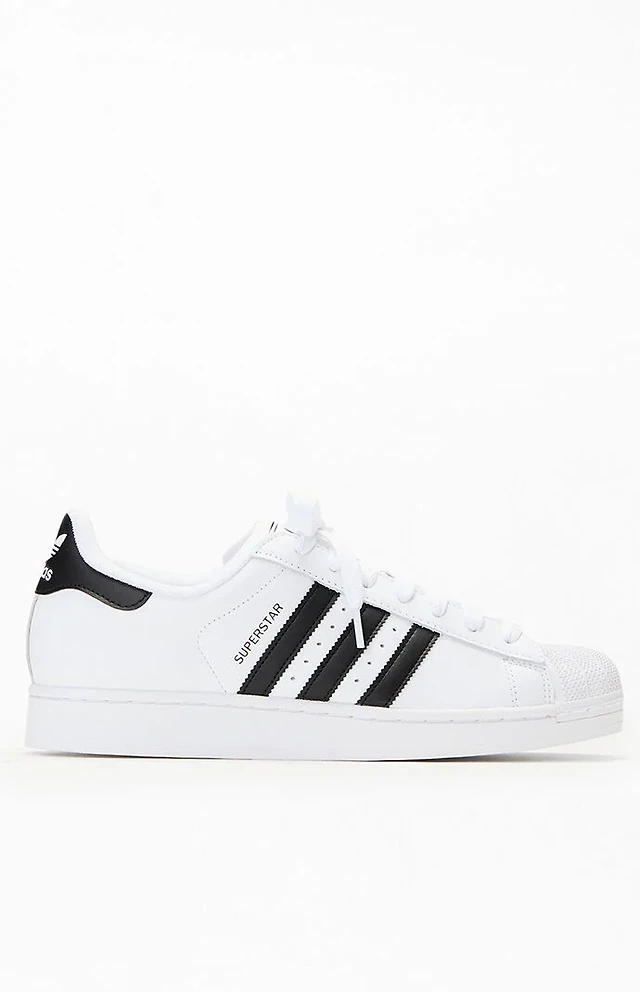 adidas Women's Ozelia Sneakers