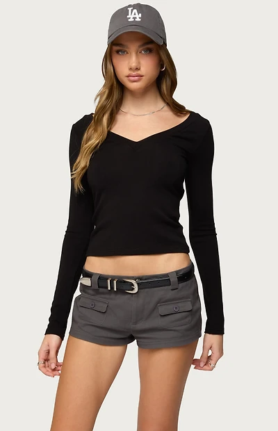 Edikted Larna V Neck Ribbed T-Shirt