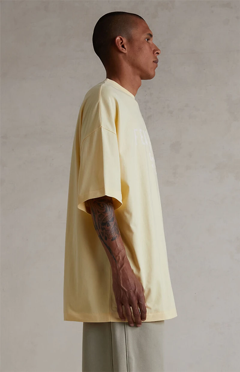 Fear of God ESSENTIALS Garden Yellow '90s Fit T-Shirt