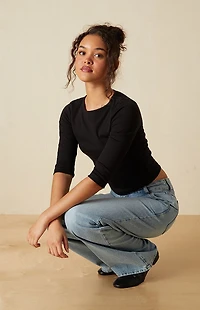 Your Favorite Donna Crew Neck 3/4 Sleeve Top