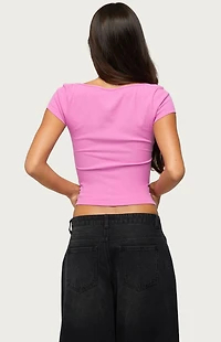 Edikted Jeanna Notch Scoop Neck T-Shirt