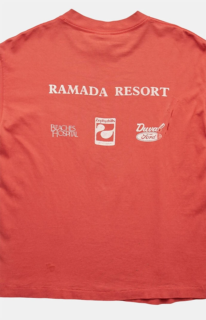 PS VINTAGE 80s Winter Beaches Runs Graphic T-Shirt