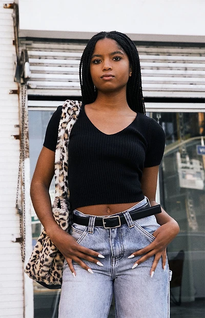 John Galt Black V-Neck Short Sleeve Sweater