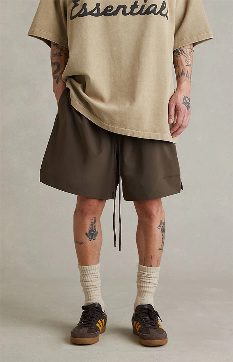 Fear of God ESSENTIALS Brown Active Trace Classic Shorts
