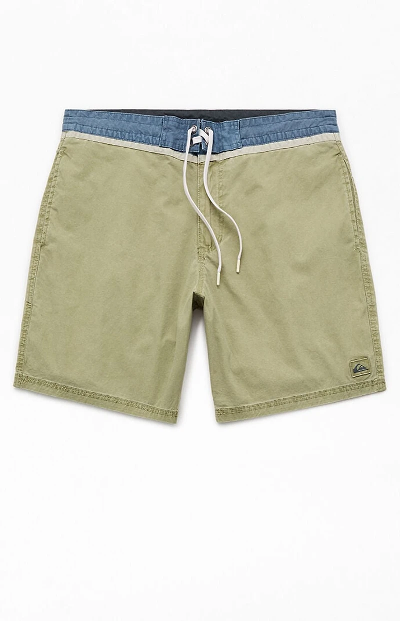 Quiksilver Street 7" Boardshorts