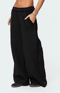 Edikted Kori Oversized Sweatpants