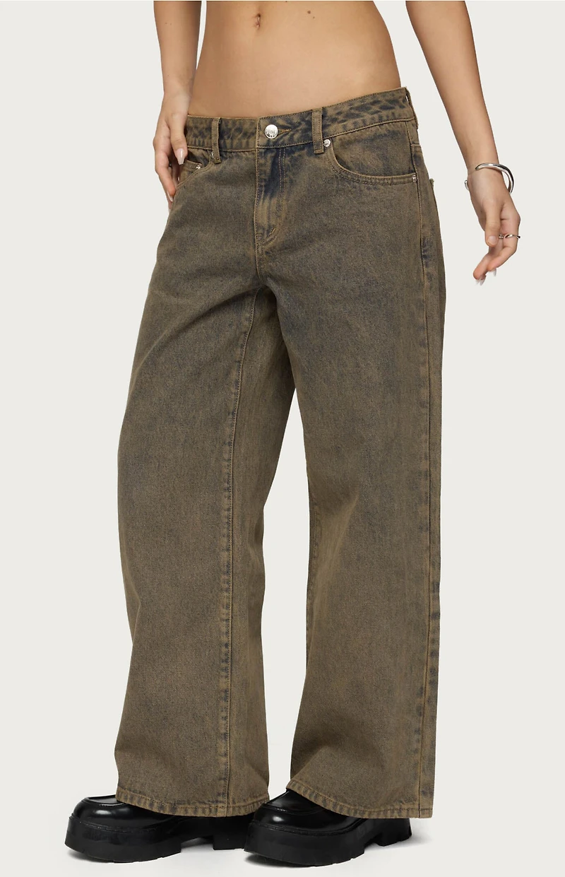 Edikted Petite Zahra Mud Wash Low Rise Jeans