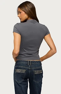 Edikted Magnus Keyhole Top