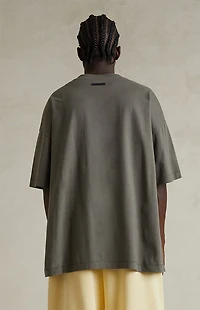 Fear of God ESSENTIALS Moss '90s Fit T-Shirt