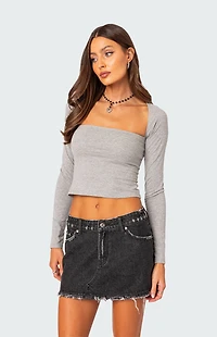 Edikted Urban Girl Wide Neck Top