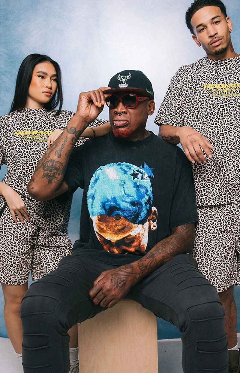 RODMAN BRAND Star Globe T-Shirt