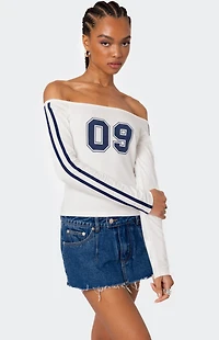 Edikted '90s Off Shoulder Long Sleeve T-Shirt
