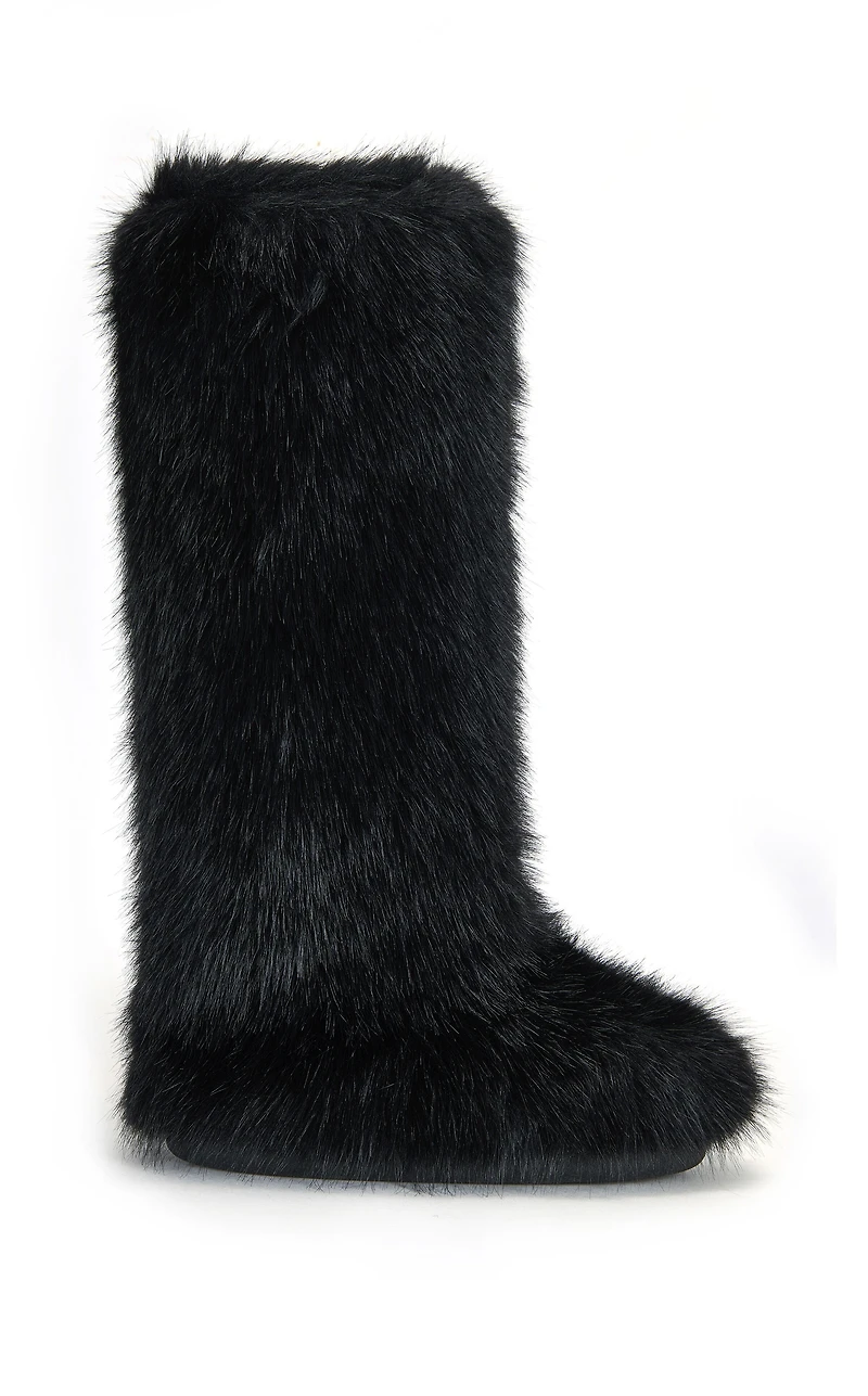 AZALEA WANG Women's Emir Black Faux Fur Flatform Boots
