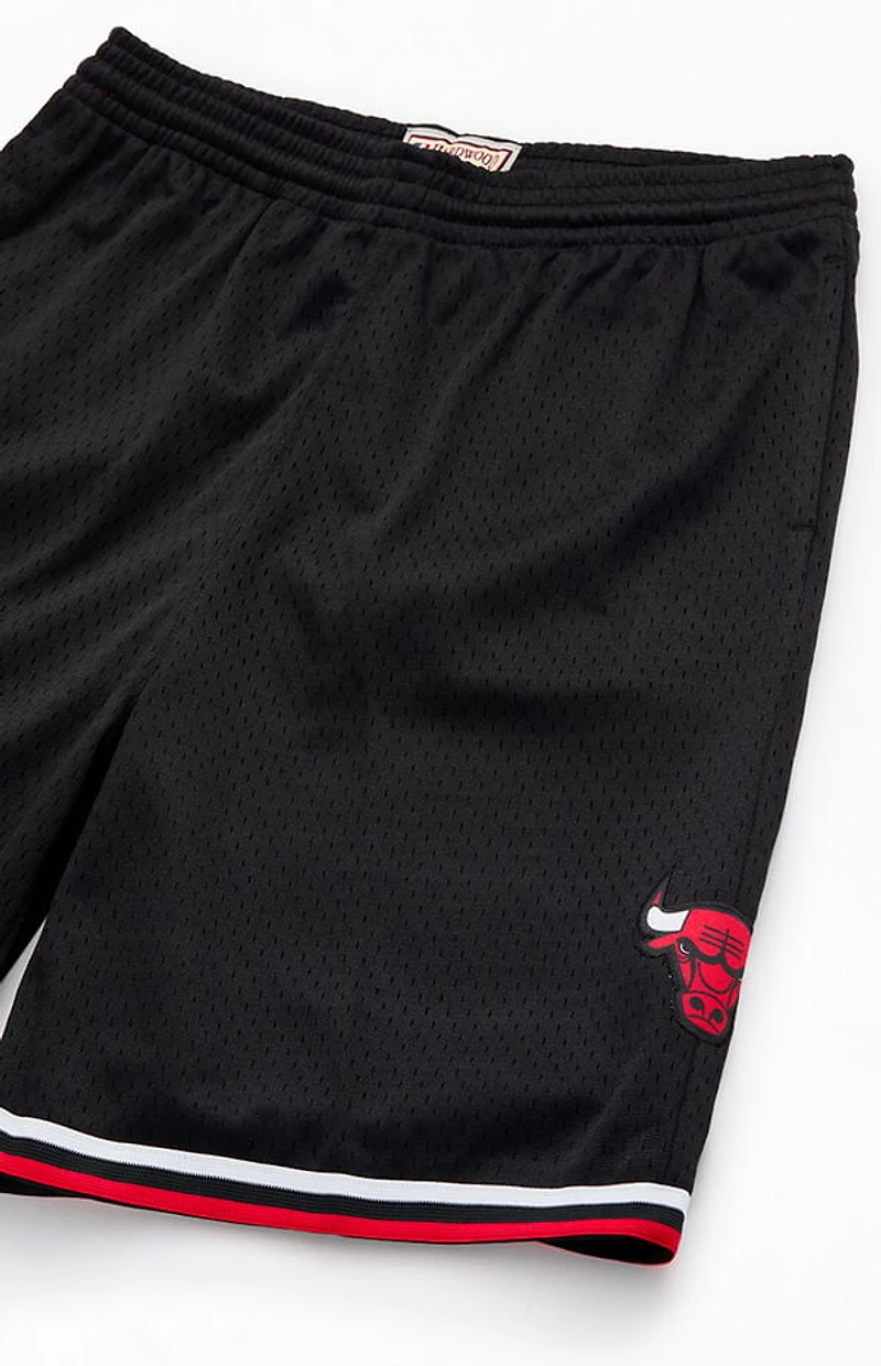 Mitchell & Ness Kids Chicago Bulls Swingman Mesh Basketball Shorts