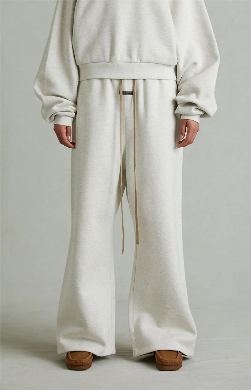 Fear of God ESSENTIALS Women's Heather Oatmeal Lounge Fleece Baggy Sweatpants