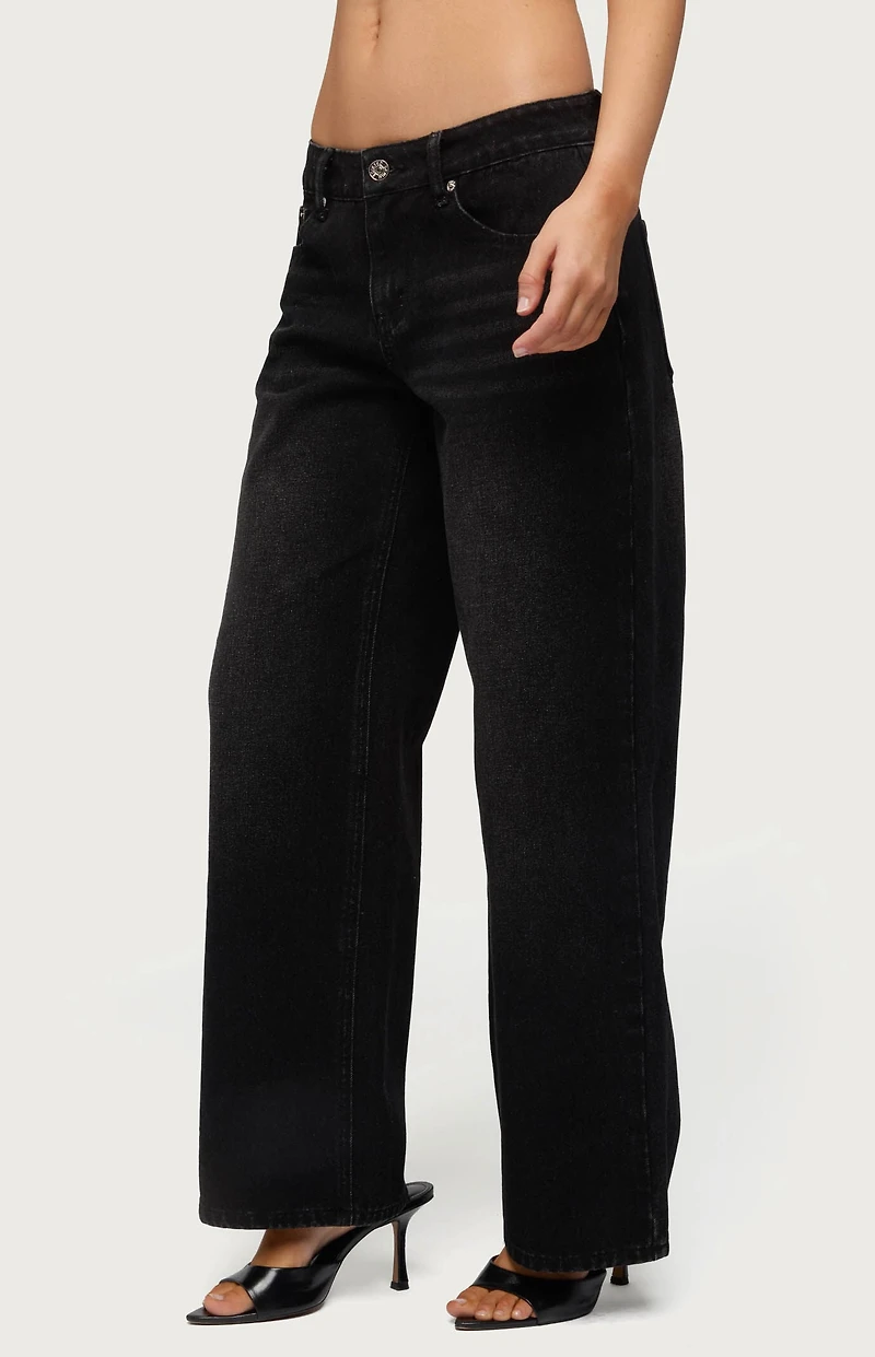 Edikted Petite Raelynn Washed Low Rise Baggy Jeans
