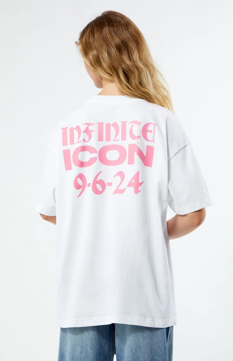 Paris Hilton Pillars Oversized T-Shirt